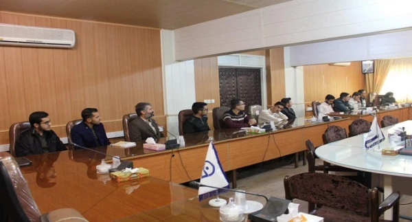 جلسه ی کارگروه اجرایی برگزاری برنامه های هفته ی قرآن و عترت
 5