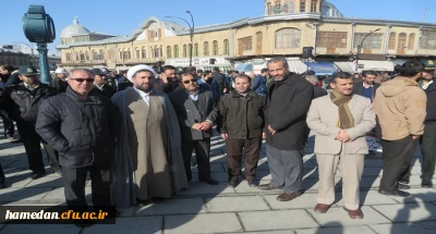 سالروز خلق حماسه نه دی در همدان با شکوه برگزار شد

حضور سرپرست، معاونین، مسئول نهاد رهبری و کارکنان دانشگاه فرهنگیان همدان در برنامه گرامیداشت یوم الله نه دی