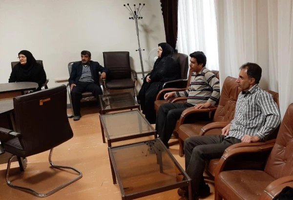 جلسه هم اندیشی مسئولین پردیس با کارکنان به مناسبت هفته آموزش 3