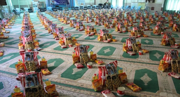 بسیج دانشجویی دانشگاه فرهنگیان همدان بسته های حمایتی و غذایی خود را با نام مبارک دانشجو معلمان شهید مزین و آماده تحویل به نیازمندان کرد  2