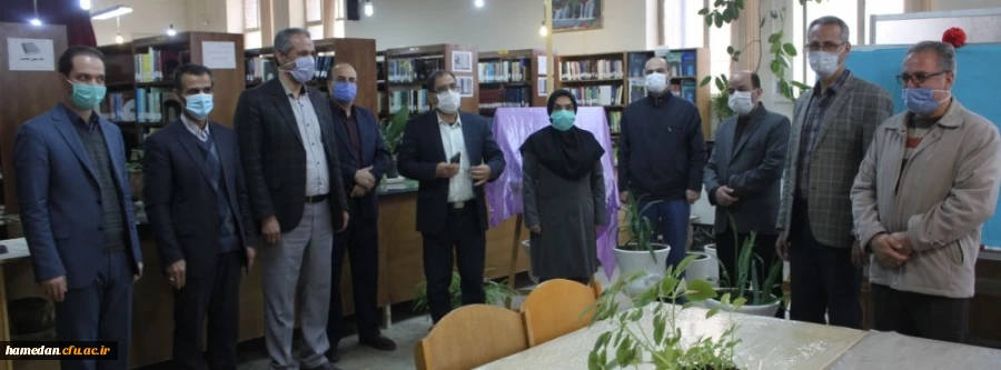 رونمایی از پوستر و تابلوی سر در جدید کتابخانه پردیس شهید مقصودی همدان
 4