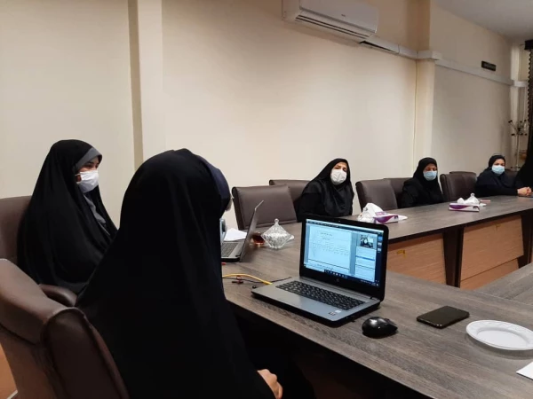 اولین نشست مجازی مسئولین و کارکنان این پردیس با دانشجومعلمان جدید الورود سال 1399 5