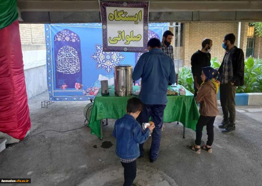 گزارش تصویری از تلاش همکاران و ادامه ی روند ثبت نام حضوری از دانشجویان نو ورود پردیس شهید مقصودی همدان 3