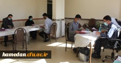 گزارش تصویری از تلاش همکاران و ادامه ی روند ثبت نام حضوری از دانشجویان نو ورود پردیس شهید مقصودی همدان 8