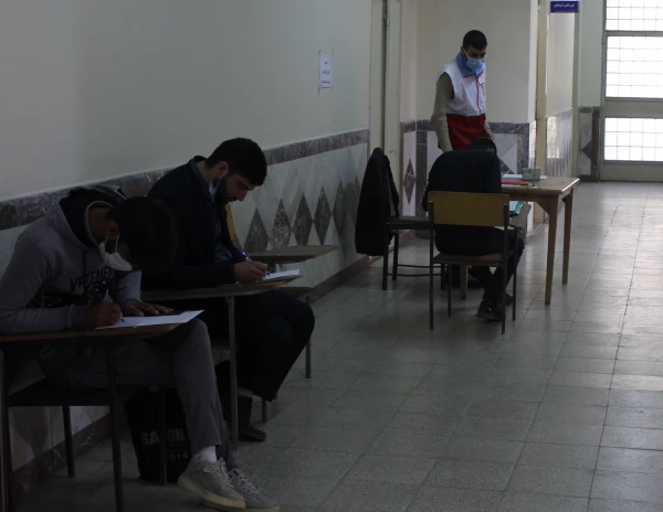 گزارش تصویری از تلاش همکاران و ادامه ی روند ثبت نام حضوری از دانشجویان نو ورود پردیس شهید مقصودی همدان 14