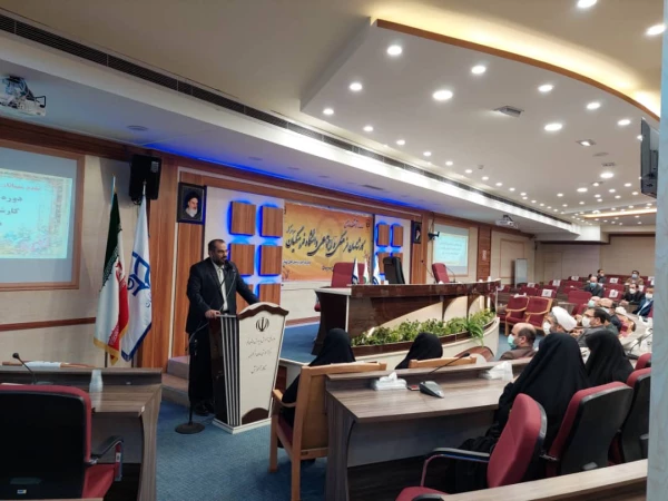 تقدیر از کارشناسان فرهنگی و اجتماعی دانشگاه فرهنگیان استان همدان 

 3