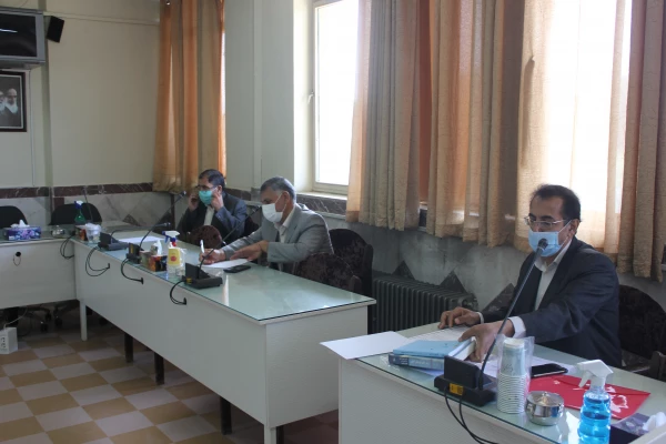 جلسه گروه زیان و ادبیات فارسی در سالن شهید قاسم سلیمانی پردیس شهید مقصودی همدان 3