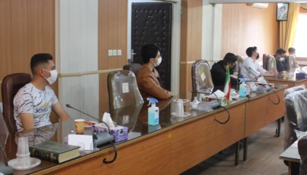 جلسه آگاهی بخشی و مشاوره انتخاب رشته در قالب اردوی علمی در پردیس شهید مقصودی همدان 4