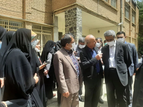 نقطه مشترک همه ی اعضای حاضر، رفع مشکلات پردیس های استان است 14