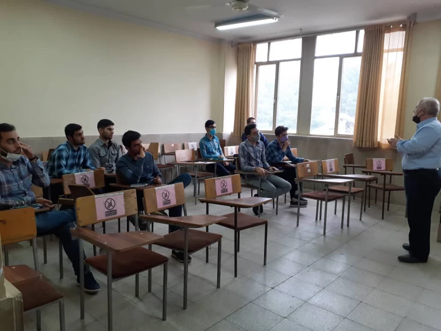 کارگاه توانمندسازی پژوهشی و مقاله نویسی جهت دانشجومعلمان 4