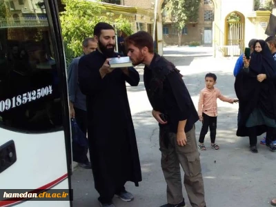 سرپرست دانشگاه فرهنگیان همدان خبر داد

اعزام 100 نفر از دانشجو معلمان پردیس های استان جهت حضور در رزمایش معنوی اربعین حسینی (ع)