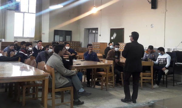 با برپایی سلسله جلسات آموزشی «کتابخانه من، کلاس من» با حضور اساتید مجرب 4