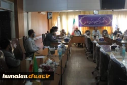 شورای صنفی بازوی توانمند و  پل ارتباطی میان مسئولین ودانشجو معلمان است

 4