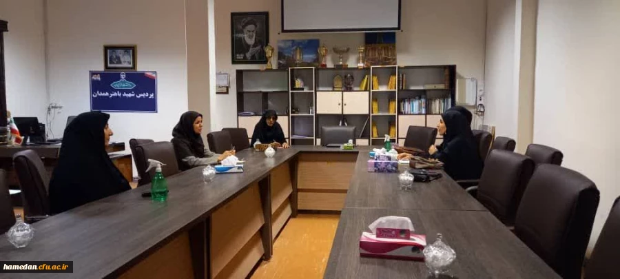 جلسه اعضای شورای صنفی رفاهی با مسئولین پردیس  3