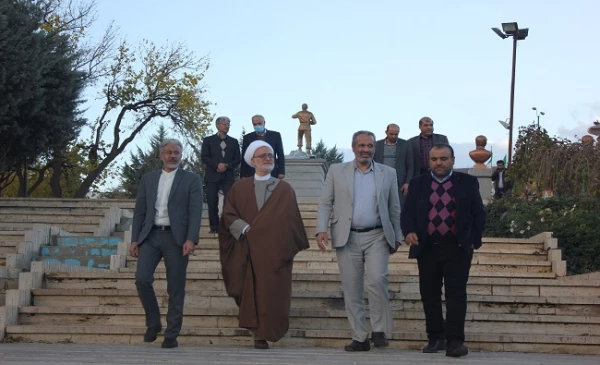 بازدید از باغ موزه دفاع مقدس همدان 2