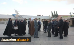 بازدید از باغ موزه دفاع مقدس همدان 5