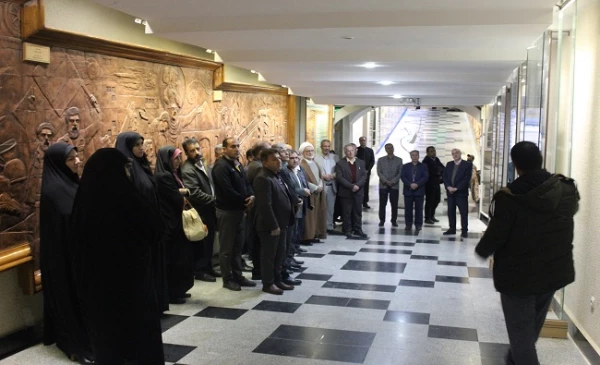 بازدید از باغ موزه دفاع مقدس همدان 8