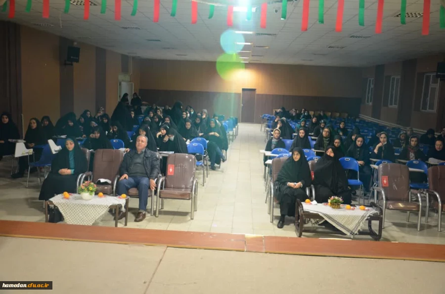 یادواره شهدا همراه با اجتماع دانشجو معلمان زینبی 2