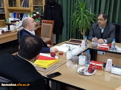 در دیدار با ریاست دانشگاه بوعلی سینا همدان مطرح شد

توسعه همه جانبه دانشگاه فرهنگیان منجر به رشد جامعه در تمام ابعاد خواهد شد