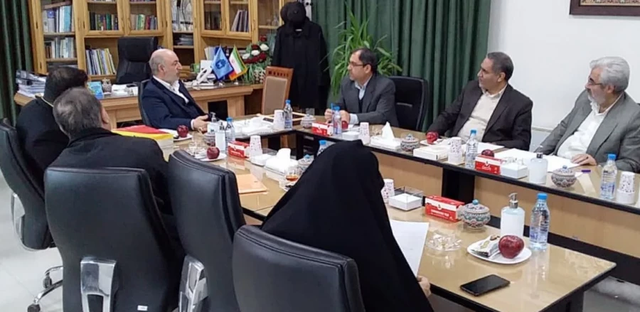 توسعه همه جانبه این دانشگاه منجر به رشد جامعه در تمام ابعاد خواهد شد 3