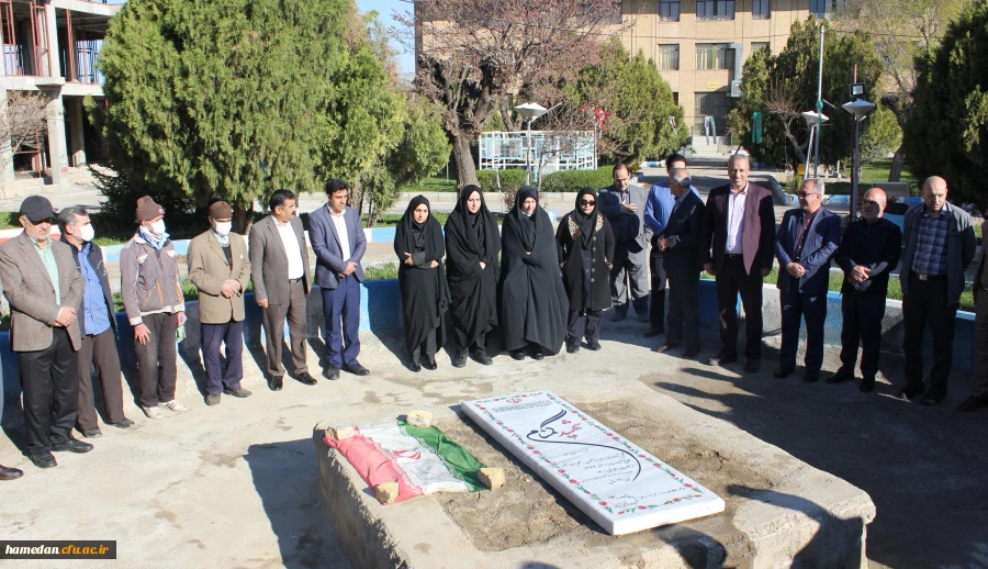دیدار نوروزی بر مزار شهید خوشنام دانشگاه فرهنگیان همدان 4
