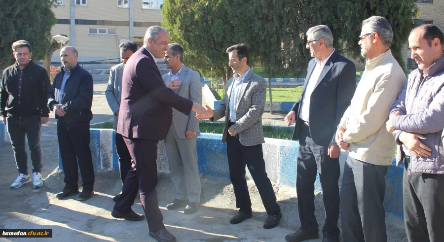 دیدار نوروزی بر مزار شهید خوشنام دانشگاه فرهنگیان همدان 5