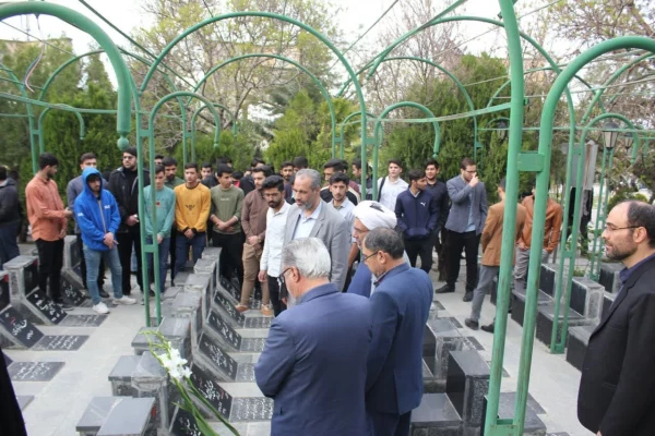 محفل انس با قرآن و ضیافت شهداء 5