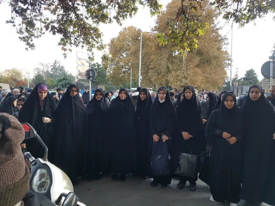 حضور گسترده مجموعه دانشگاه فرهنگیان همدان در راهپیمایی حمایت از مردم مظلوم فلسطین 2