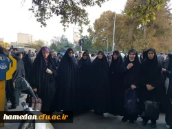 حضور گسترده مجموعه دانشگاه فرهنگیان همدان در راهپیمایی حمایت از مردم مظلوم فلسطین 5