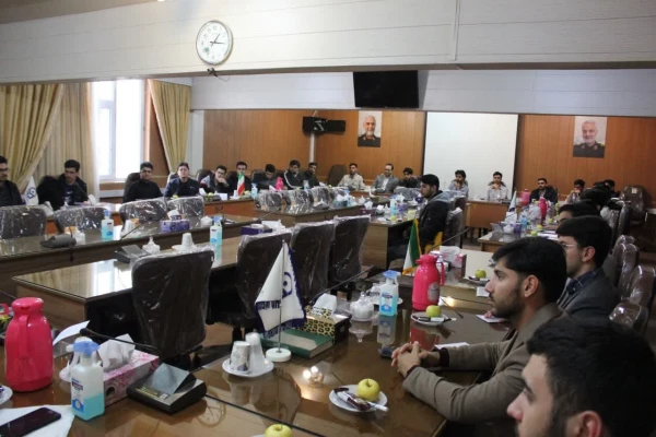 جذب حداکثری، برنامه ریزی مطلوب و دقت بالا در اجرای برنامه ها مد نظر قرار گیرد 4