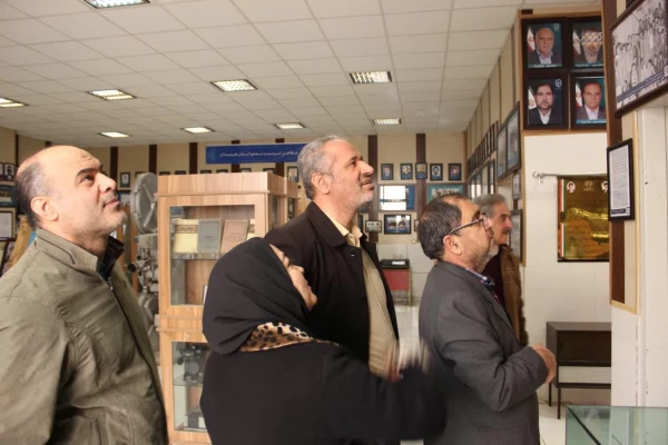 بازدید از موزه اسناد و مفاخر مراکز تربیت معلم استان همدان
 5