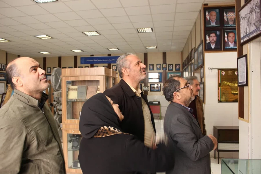 بازدید از موزه اسناد و مفاخر مراکز تربیت معلم استان همدان
 5