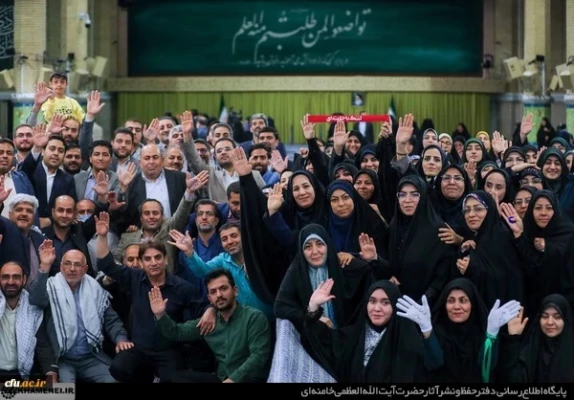 دانشگاه فرهنگیان و دیگر مراکز تربیت معلم باید کاملاً تقویت شوند
 2