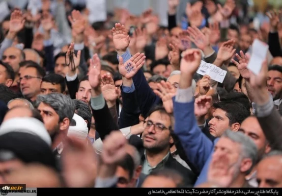 دانشگاه فرهنگیان و دیگر مراکز تربیت معلم باید کاملاً تقویت شوند
 3