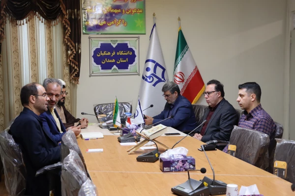 شهدای دانشجو معلمان با اهدای خون خود دست به فرهنگ سازی زده اند 2