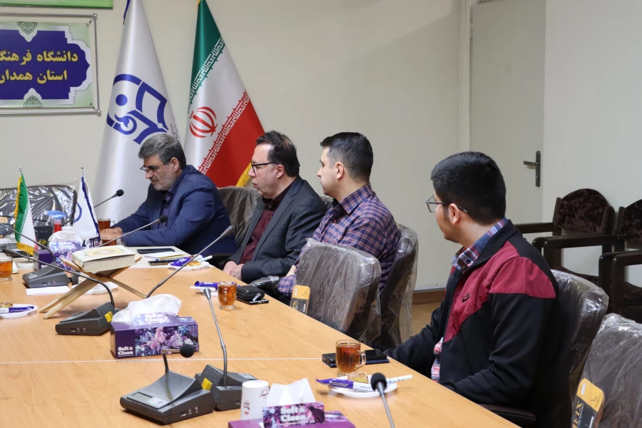 شهدای دانشجو معلمان با اهدای خون خود دست به فرهنگ سازی زده اند 3