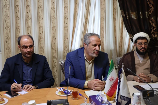 شهدای دانشجو معلمان با اهدای خون خود دست به فرهنگ سازی زده اند 5