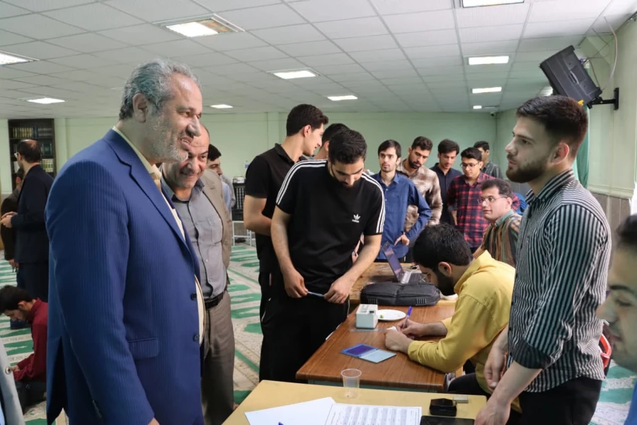 نفرات برگزیده انتخابات شورای صنفی پردیس شیهد مقصودی مشخص شدند 8