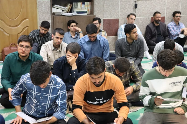 گرامی داشت یاد و نام شهید آیت اله رئیسی و همراهانشان در پردیس های شهید مقصودی و شهید باهنر همدان 8