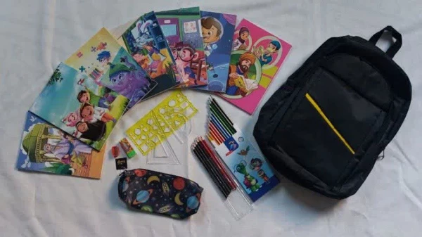 تهیه لوازم التحریر برای دانش آموزان کم بضاعت مناطق محروم استان 2