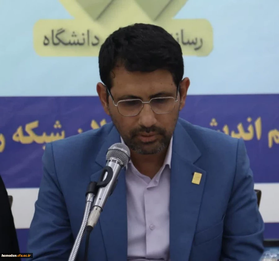 اهدای کلام الله مجید از سوی دفتر رهبر معظم انقلاب اسلامی (مدظله العالی) به نو دانشجو معلمان 2