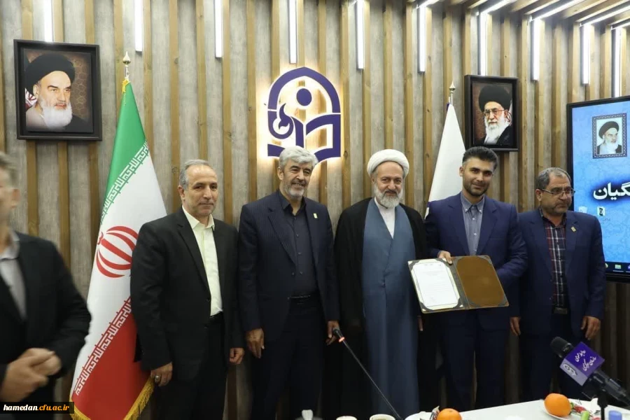 کارمندان نمونه کشوری و ستادی دانشگاه فرهنگیان در سال ۱۴۰۳ مورد تقدیر قرار گرفتند 2