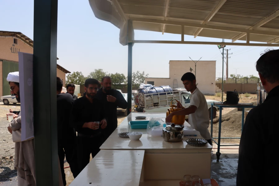 آغاز بکار موکب دانشگاه فرهنگیان استان همدان در مسیر عبور زائرین اربعین 6