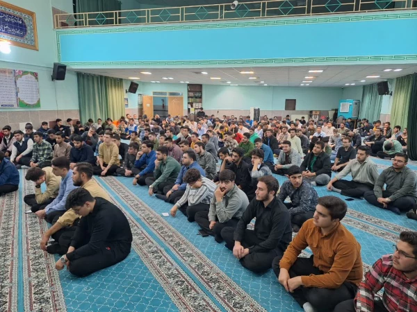 مدیر اداره حراست دانشگاه مقررات و قوانین دانشگاهی را تشریح نمود 2