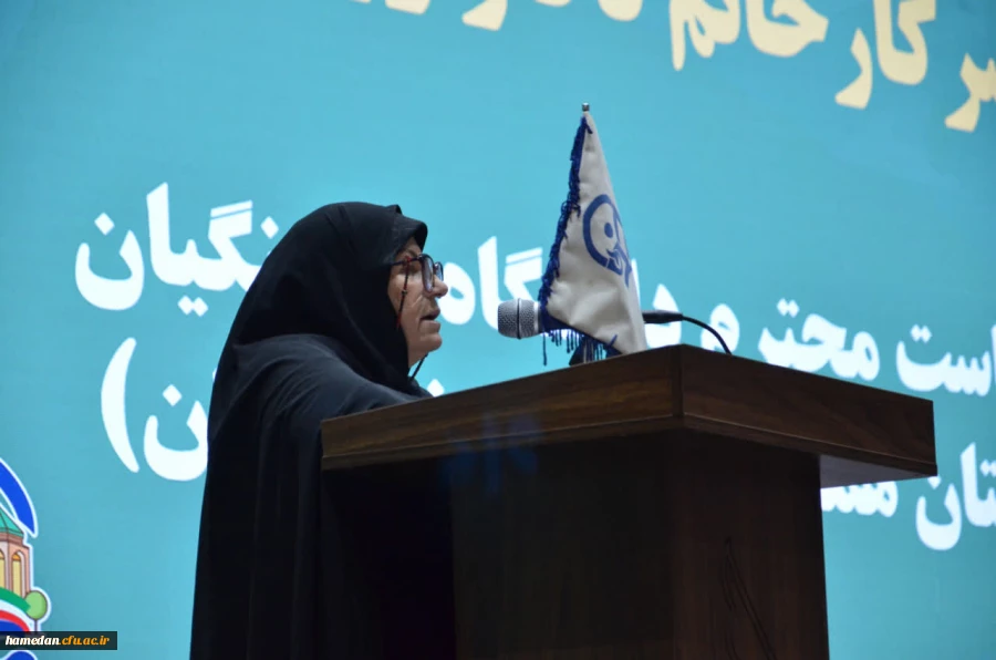 معلمی شغل نیست؛ معلمی سازنده ی روح و اندیشه ی جامعه است 6