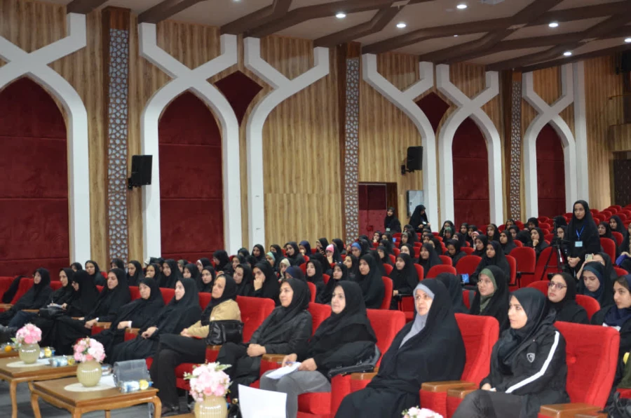 معلمی شغل نیست؛ معلمی سازنده ی روح و اندیشه ی جامعه است 9