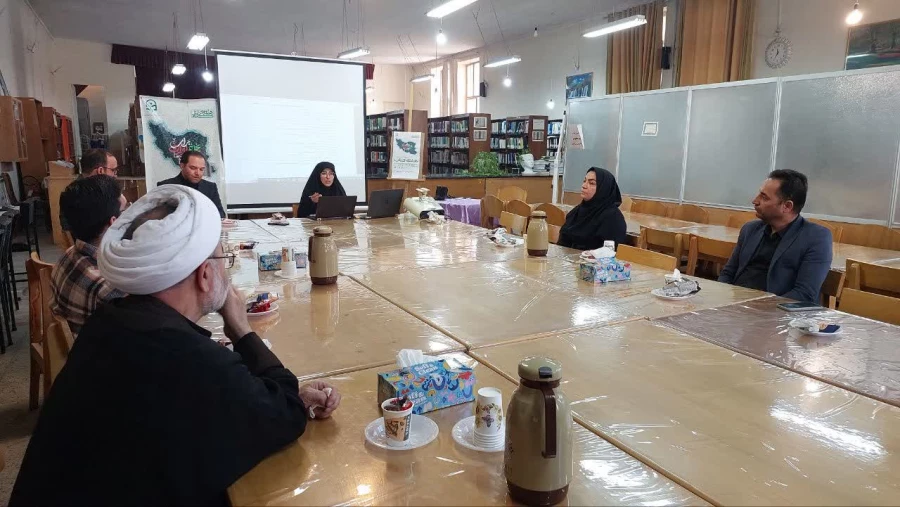 معرفی کتاب درآمدی بر چالشهای تربیت اسلامی در دنیای معاصر در کتابخانه دانشگاه 5