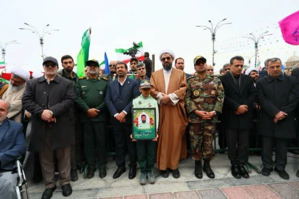 حضور اساتید، کارکنان و دانشجویان دانشگاه فرهنگیان همدان در مراسم یوم الله 22 بهمن 7