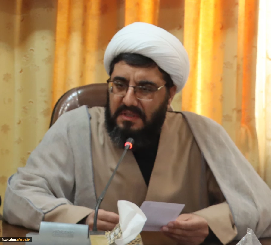 پیام تبریک مسئول دفتر مقام معظم رهبری در دانشگاه به مناسبت روز معلم 2