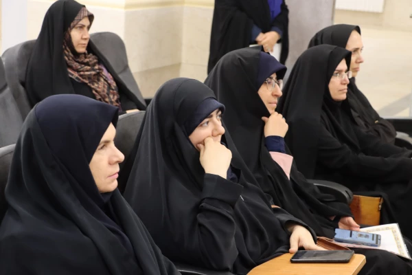 مراسم بزرگداشت روز فردوسی در دانشگاه فرهنگیان همدان 6